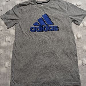 Adidas Gray T Shirt With Blue Soccer Logo Size Youth L 14/16 Like New